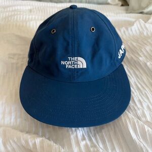 North Face Blue Japan Lightweight 5 Panel Strapback Adjustable Hat Cap One Size.